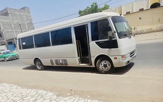Bus Mitsubishi en très bon état