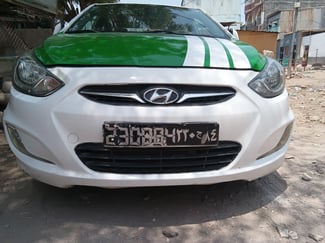 Hyundai Accent en très bon état