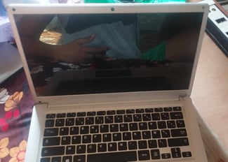 Laptop Polaroid 14 pouces ultra portable fonctionnel