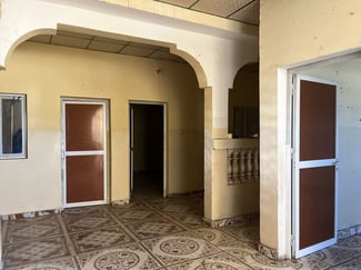 Maison F3 carrelée à louer à Hayabley près Salam Banque