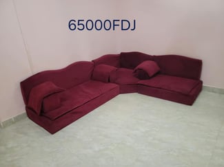 Mobilier de maison d'occasion en bon état
