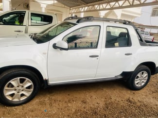 Renault Duster Oroch 2018 essence boîte manuelle