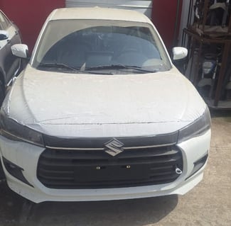 Suzuki Dzire essence 2026, automatique, état excellent
