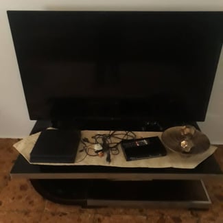 Télévision Continental Edison 55 pouces Smart TV en bon état