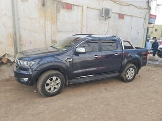 Ford Ranger 3.2L 4x4 climatisé avec options confort
