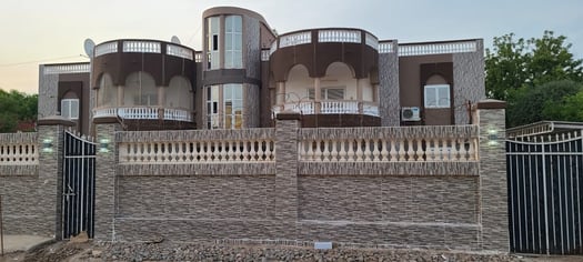 Appartement F4 haut standing à Gabode 5 avec climatiseurs et parking inclus