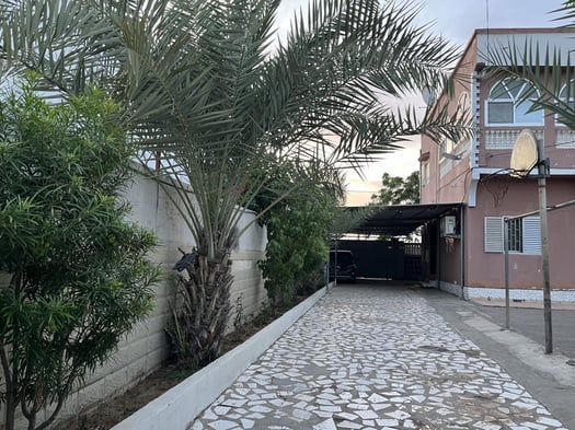 Villa duplex F11 avec parking à Gachamaleh - Proche Rubis