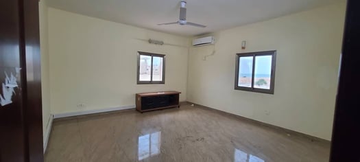Appartement F4 moderne avec climatisation à louer à Héron