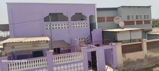 Appartement F2 moderne avec véranda et compteur individuel à Cheikh Osman