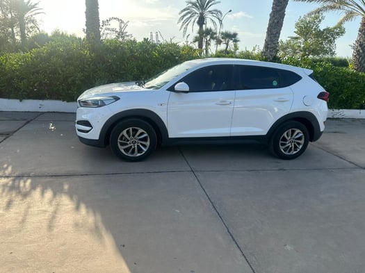 Hyundai Tucson 2018, automatic transmission and full options