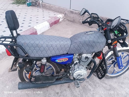 Moto Fekon Gharanai 175CC bleue, toute neuve avec assurance et options incluses à Djibouti