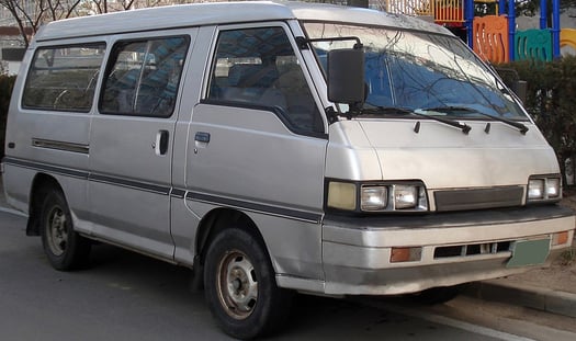 Hyundai Mini Bus 2.5 D4bx, Boîte Manuelle, Bon État - Prix négociable