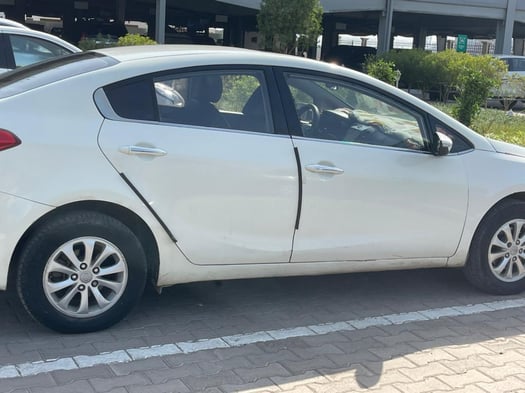 Voiture Kia à louer pour 3 jours ou une semaine