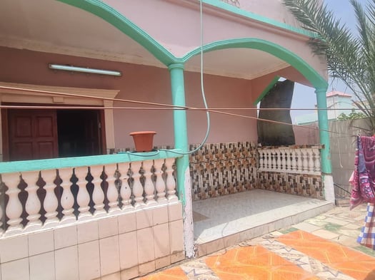 Maison F4 à Hodan 4 PK12, prix abordable, bâtiment Djibouti Telecom