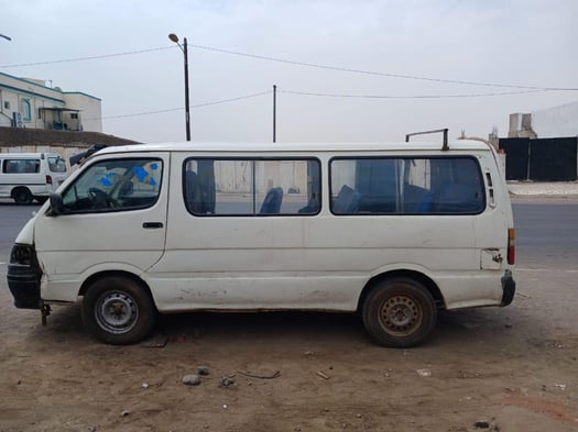 Mini-bus en excellent état à vendre