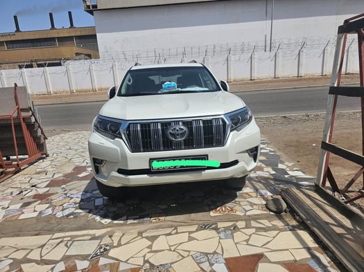 Toyota Prado VXL 2022 à louer, 35 000 km parcourus