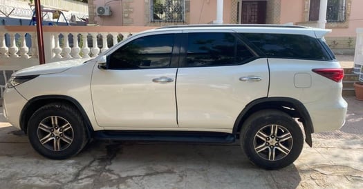 Toyota Fortuner 2020 Boîte Automatique Diesel - Très Belle État!