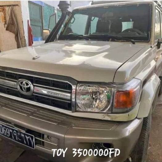 Toyota Land Cruiser en excellent état