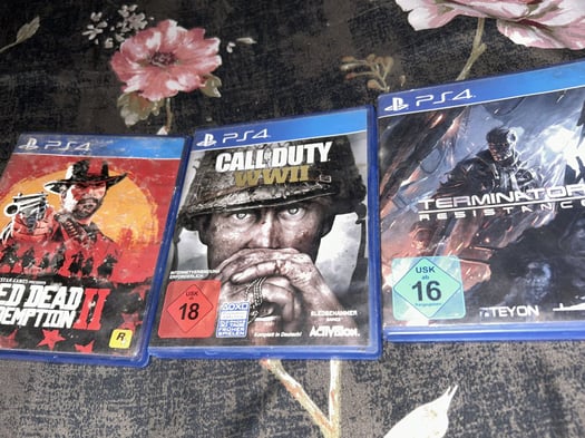 Lot 3 jeux PS4 en bon état