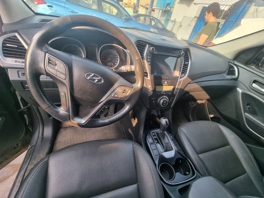 Hyundai Santa Fe 2014, en excellent état