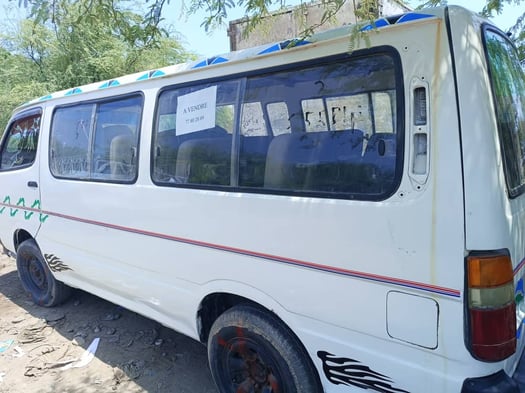 Bus en vente, moteur 3 litres en excellent état