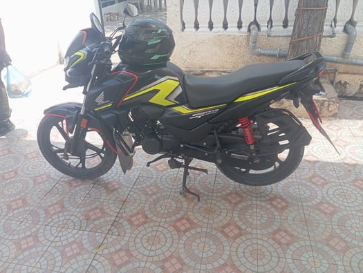 Moto Honda 125 cc en excellent état à vendre