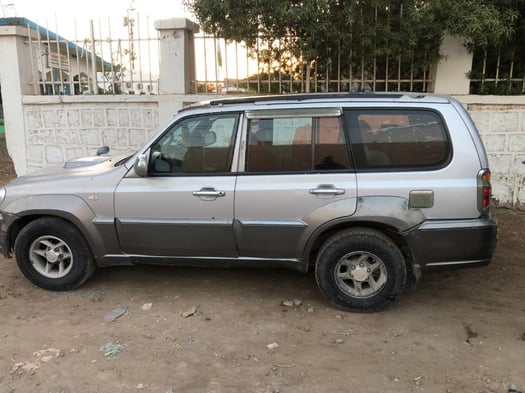 Hyundai Terracan d'occasion, bon état, climatisation, 137 000 km