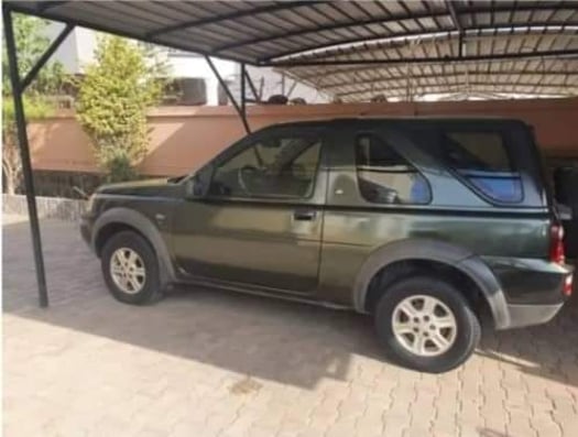 Land Rover Freelander TD4 S, modèle 2005, diesel, 4x4, cabriolet avec hard top