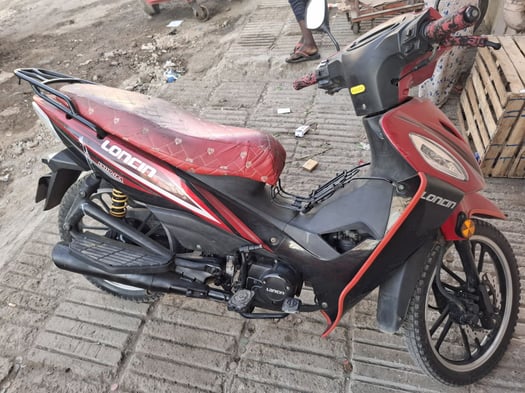 Moto Loncin 110cc en excellent état