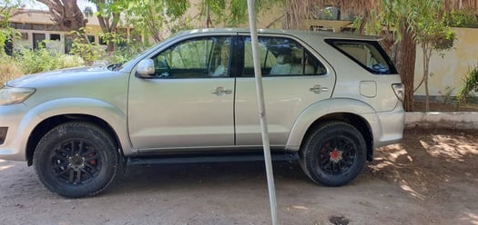 Toyota Fortuner 2012, diesel, manuelle, 4x4 robuste