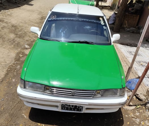 Taxi Toyota Mark2 en bon état