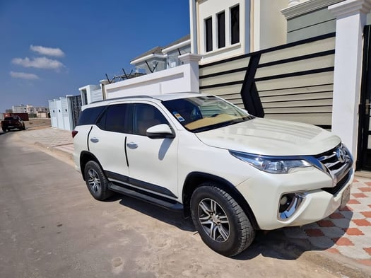 Toyota Fortuner 2021 - Diesel, Automatique, Excellent État