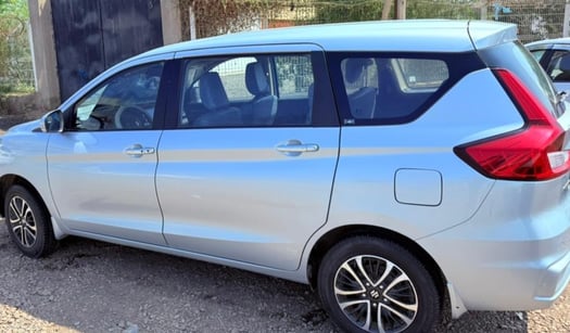 Suzuki Ertiga 2023, faible kilométrage, excellent état