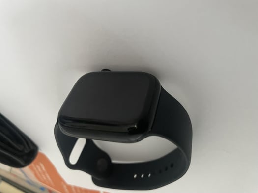 Apple Watch série 8 45mm en excellent état