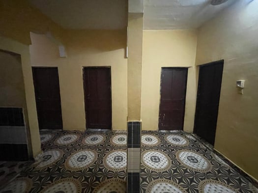 Maison 4 Chambres Rénovée à Louer à Nassib - Proche Mosquée