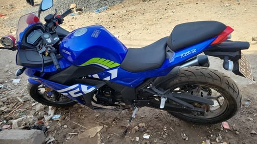 Moto Jincheng 200C SPORT, état neuf, 1000km