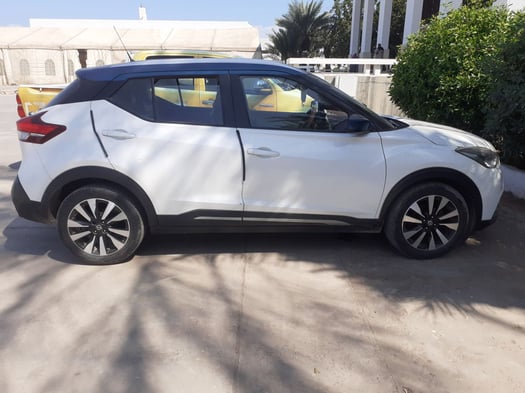 Nissan Kicks 2020, faible km, clim, caméra de recul et écran tactile