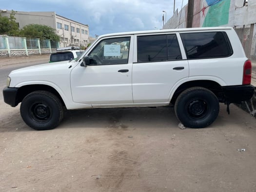 Nissan Patrol 4x4 2008, bon état général, révision récente