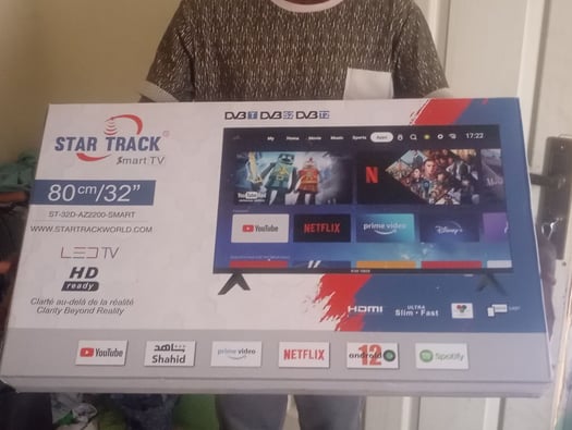 Star track smart TV 32