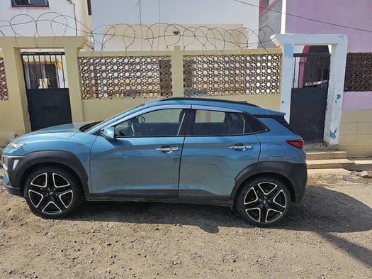 Hyundai KONA diesel, boîte automatique, bon état, négociable