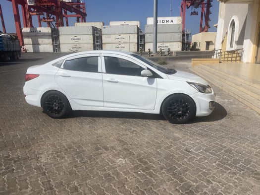 Hyundai Accent automatique en vente