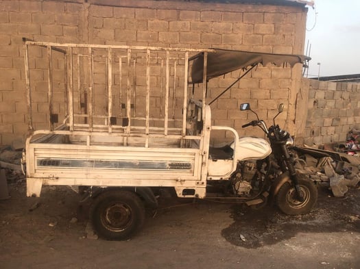 Moto Bajaj Tracteur Fekon à Louer - Prix Négociable