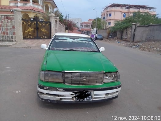 Toyota Crown d'occasion