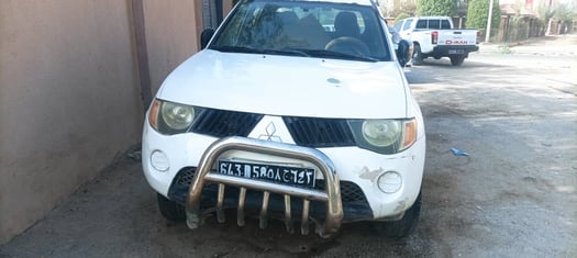 Mitsubishi L200 en vente - Ancien modèle en excellent état