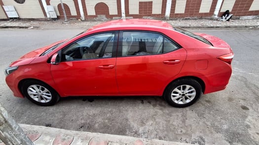 Voiture Toyota Corolla 2016, essence, boîte manuelle, excellent état