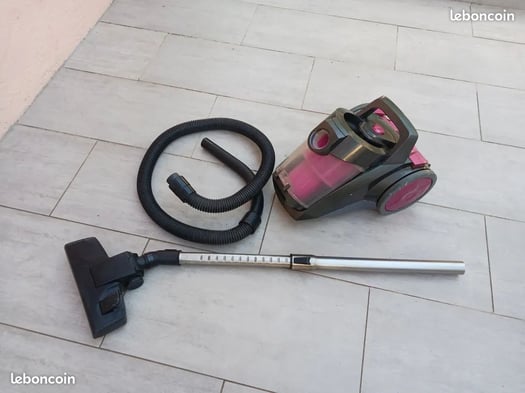 Aspirateur sans sac Continental Edison rose, puissant et complet à vendre