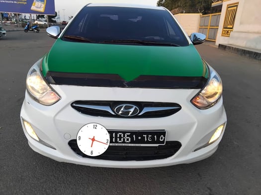 Hyundai Accent Automatique, Gazole, Presque Neuve