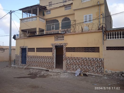 Maison F3 spacieuse à louer à Hodane 2 près de l'hôpital Al Rahma