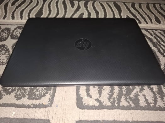 HP Ordinateur portable 13,3 Windows 11 - 4GB RAM, 1TB HDD - Négociable