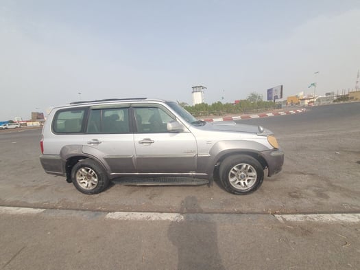 Hyundai Terracan CRDi 16V, automatique, diesel, toutes options, bon état